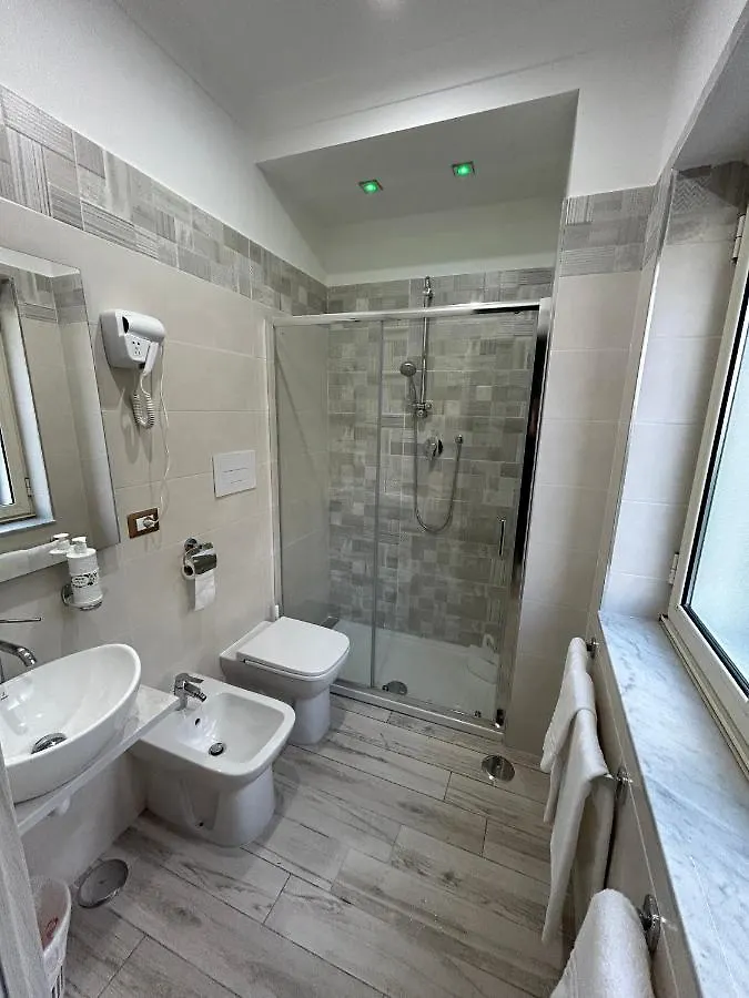 נאפולי Skycity B&B
